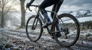 Illustration of thermal merino wool compression cycling socks designed for winter cycling conditions in the UK